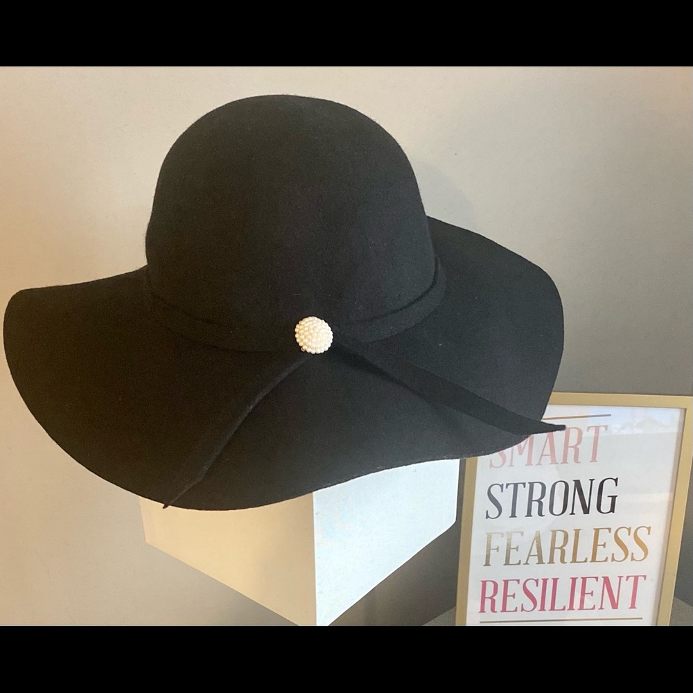 Women flappy Hat